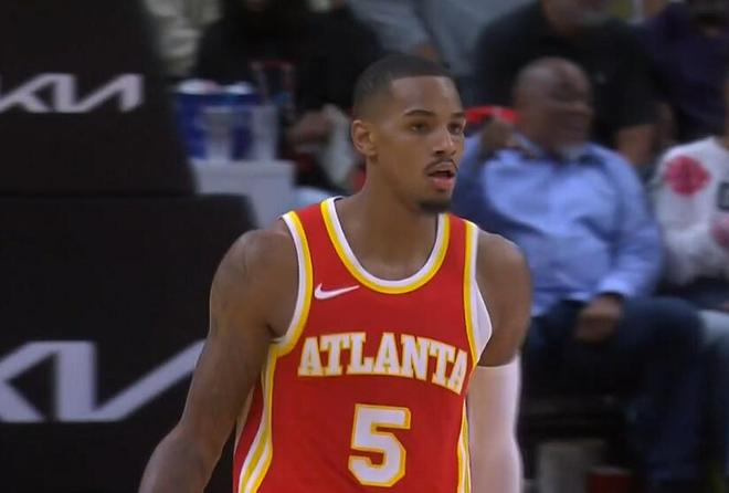 不差钱，阿联酋足协提供5架专机拉球迷去客场看世预赛