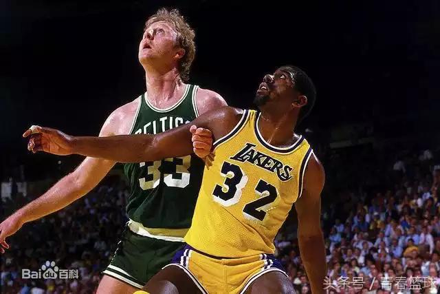 还在进攻端 还在进攻端